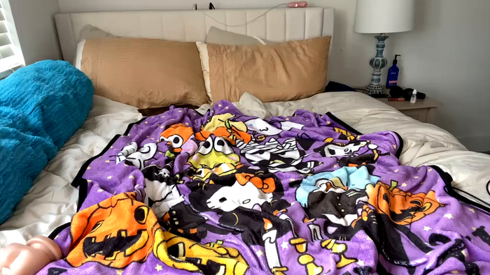 sneakysadie