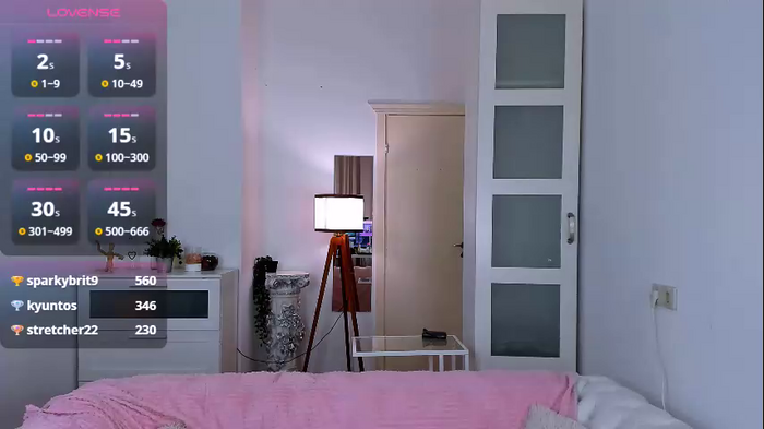 caty_cuddly