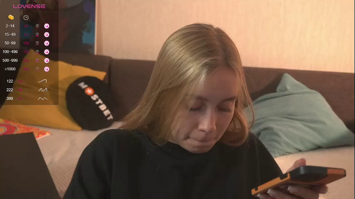2girls_1dream