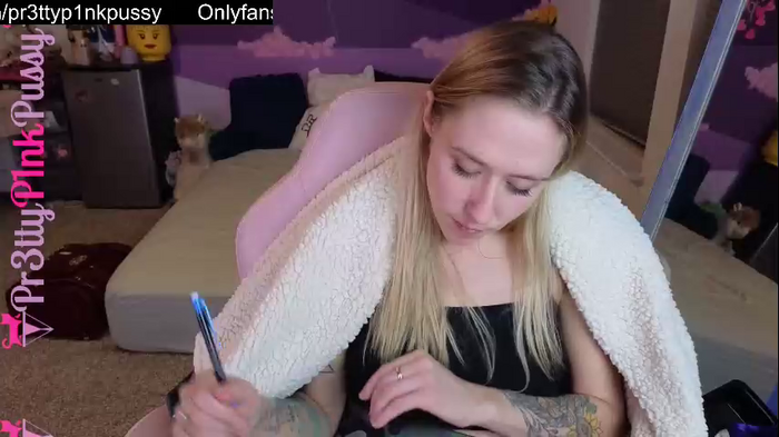 pr3ttyp1nkpussy