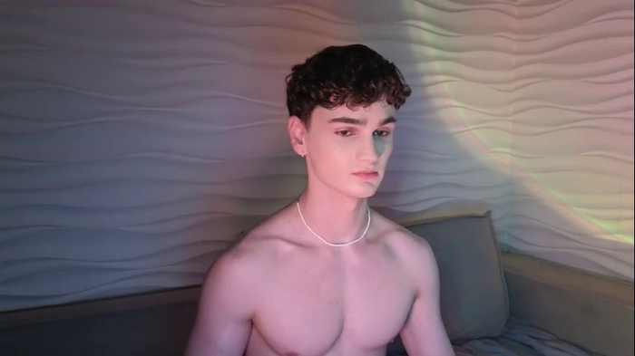 adam_21cm