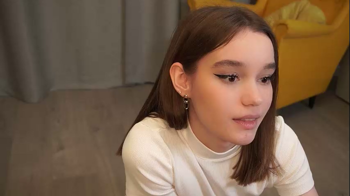 harrieteasley