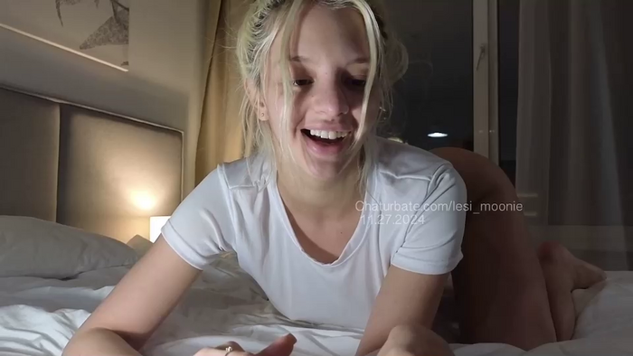 lesi_moonie