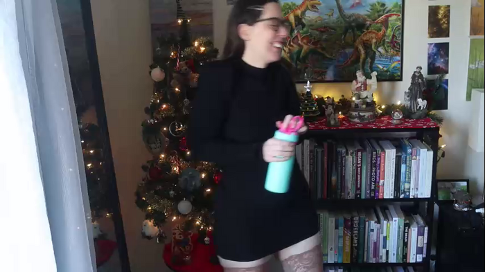 ellynaomi
