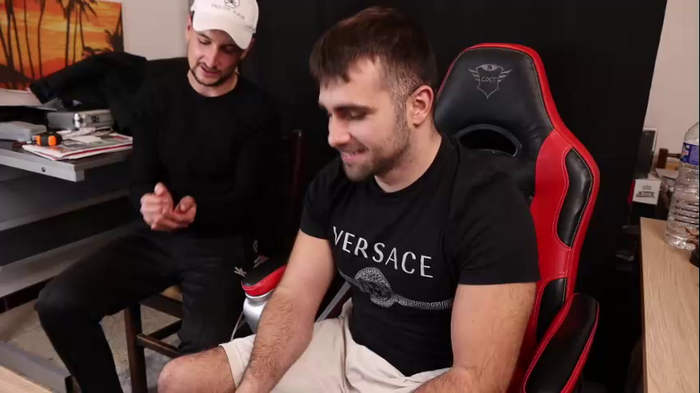 thony_grey