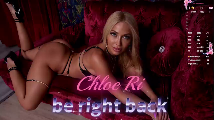 chloe_ri