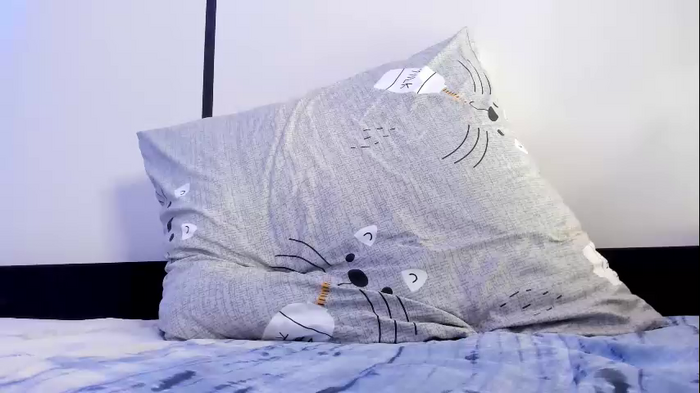 naomi_52