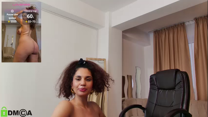 lillyknight_