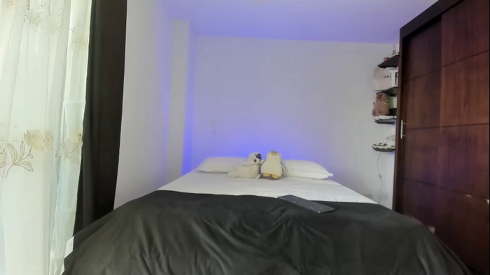 twintease