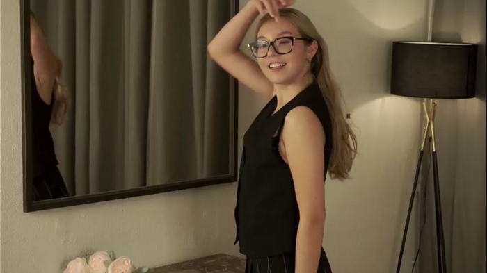 gillianelletson