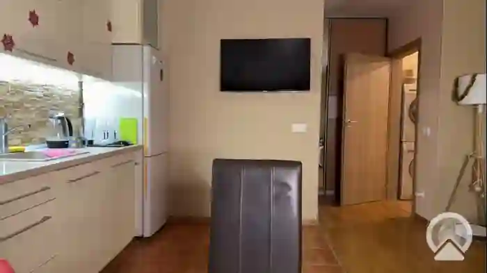 2024/12/12/chaturbate-your_woman-14-46-36