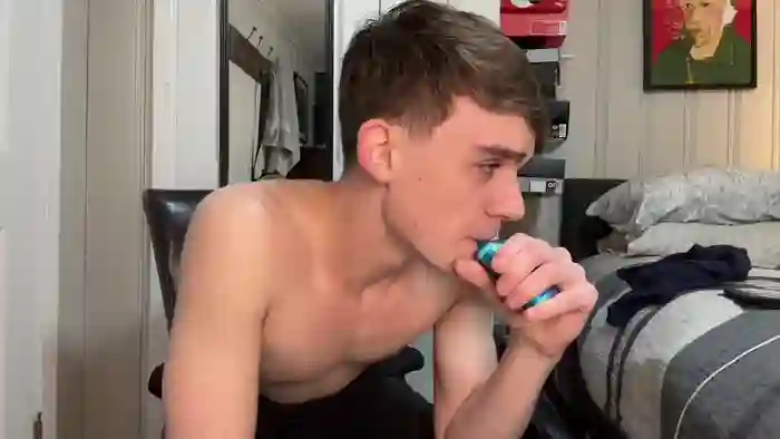2024/12/12/chaturbate-traystone-09-29-37