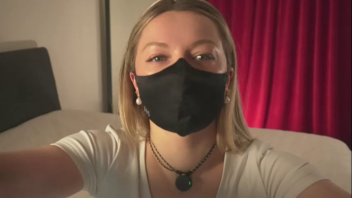 blondehottiek