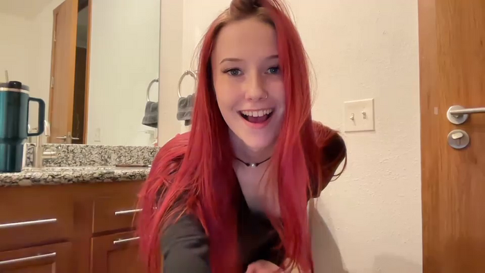 petite_scarlettt