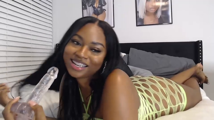 xo_nia