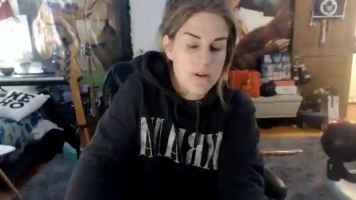 2024/12/18/chaturbate-katiecutie_5-09-11-12