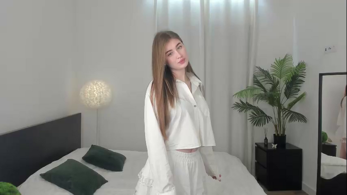 lilly_colins