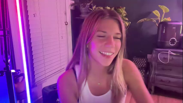 oliviahansleyy