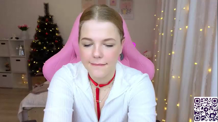 maya_blonde18