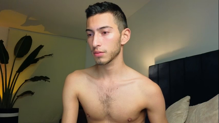 ethan_skiny_
