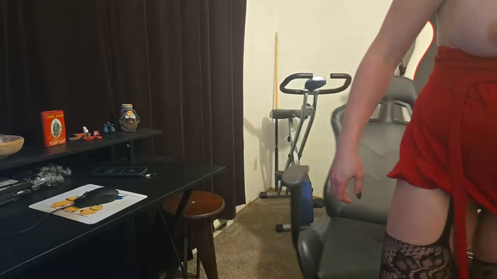 oliver_clothes_off4u