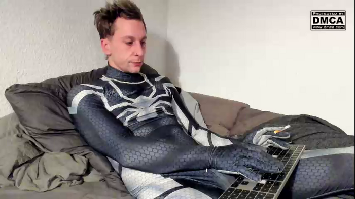 kinky_spidey