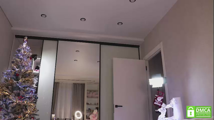 diana_alison