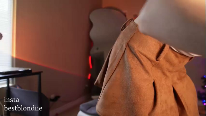 bestblondiiecb