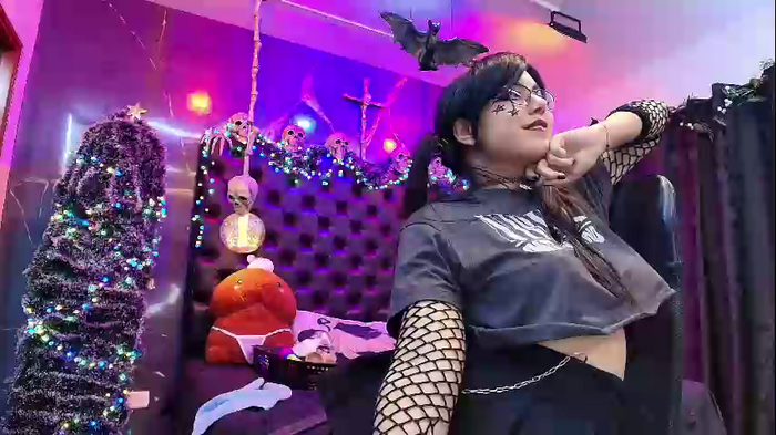alexhoe_