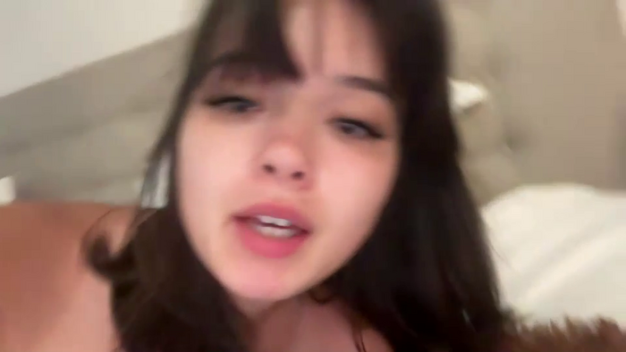 sarah_heart_aus