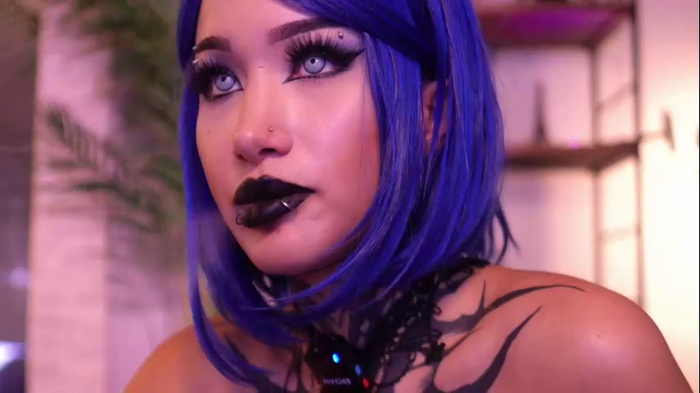 goth_dolll