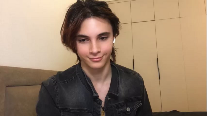 k0sta_32