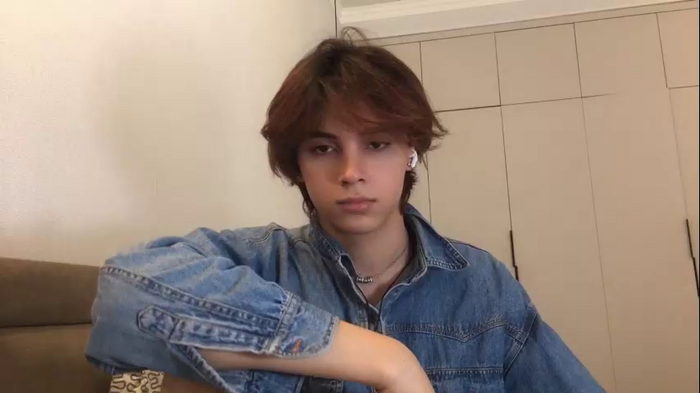 k0sta_32