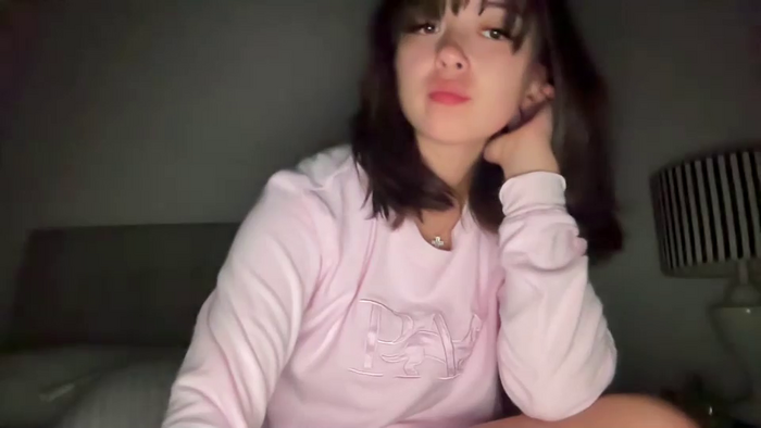 sarah_heart_aus