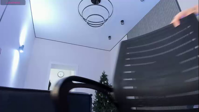 naomi_52