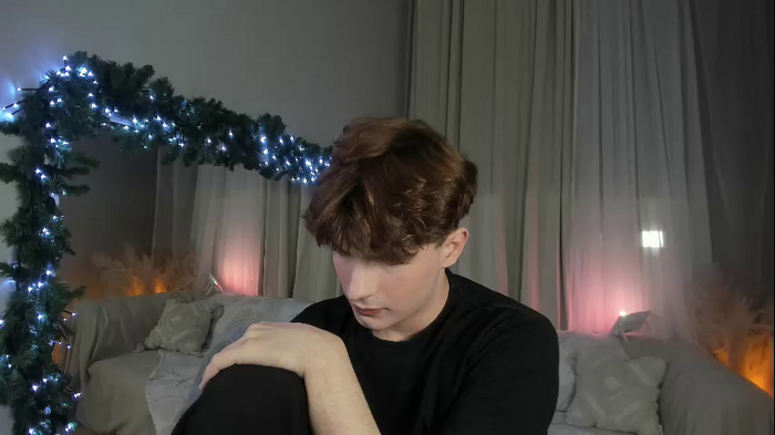 call__me_leo