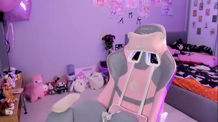 mia_gothh