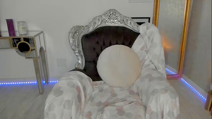 moniqueeass