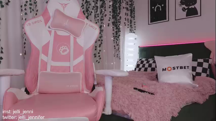 jelli_jennifer