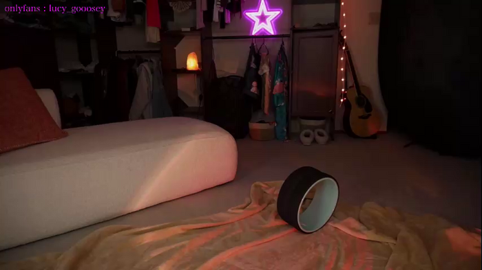 lucy_gooosey