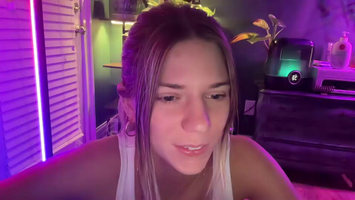 oliviahansleyy