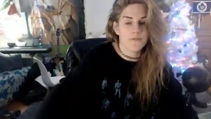 2025/01/15/chaturbate-katiecutie_5-08-14-16