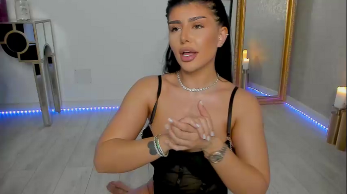 moniqueeass