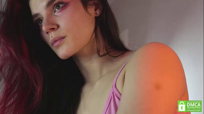 diana_alison