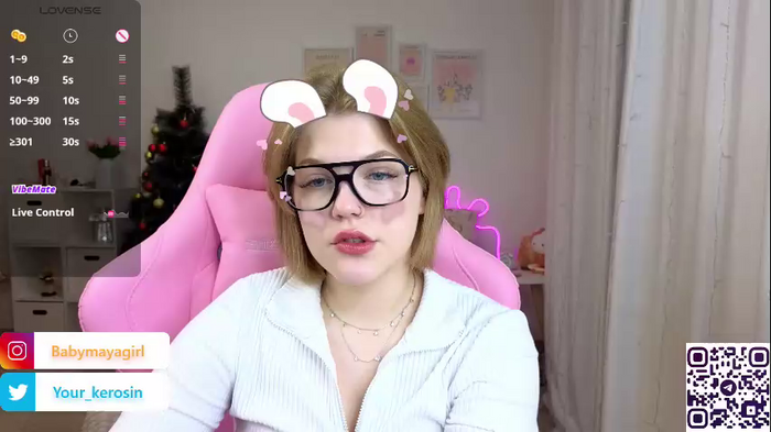 maya_blonde18