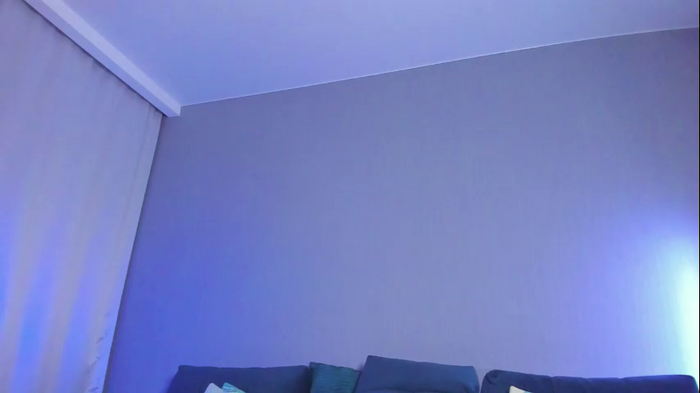 mirabrunette