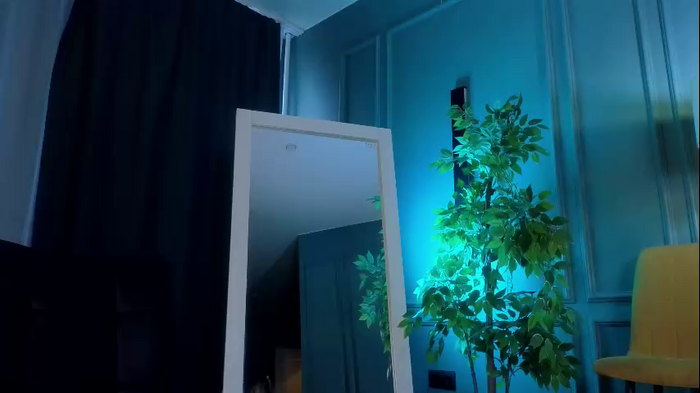 milly_shy