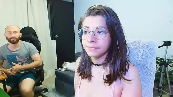 holly_and_honey_69