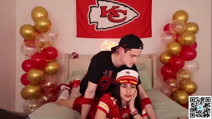 ari_lovexo