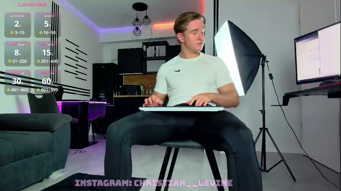 christianlevine_